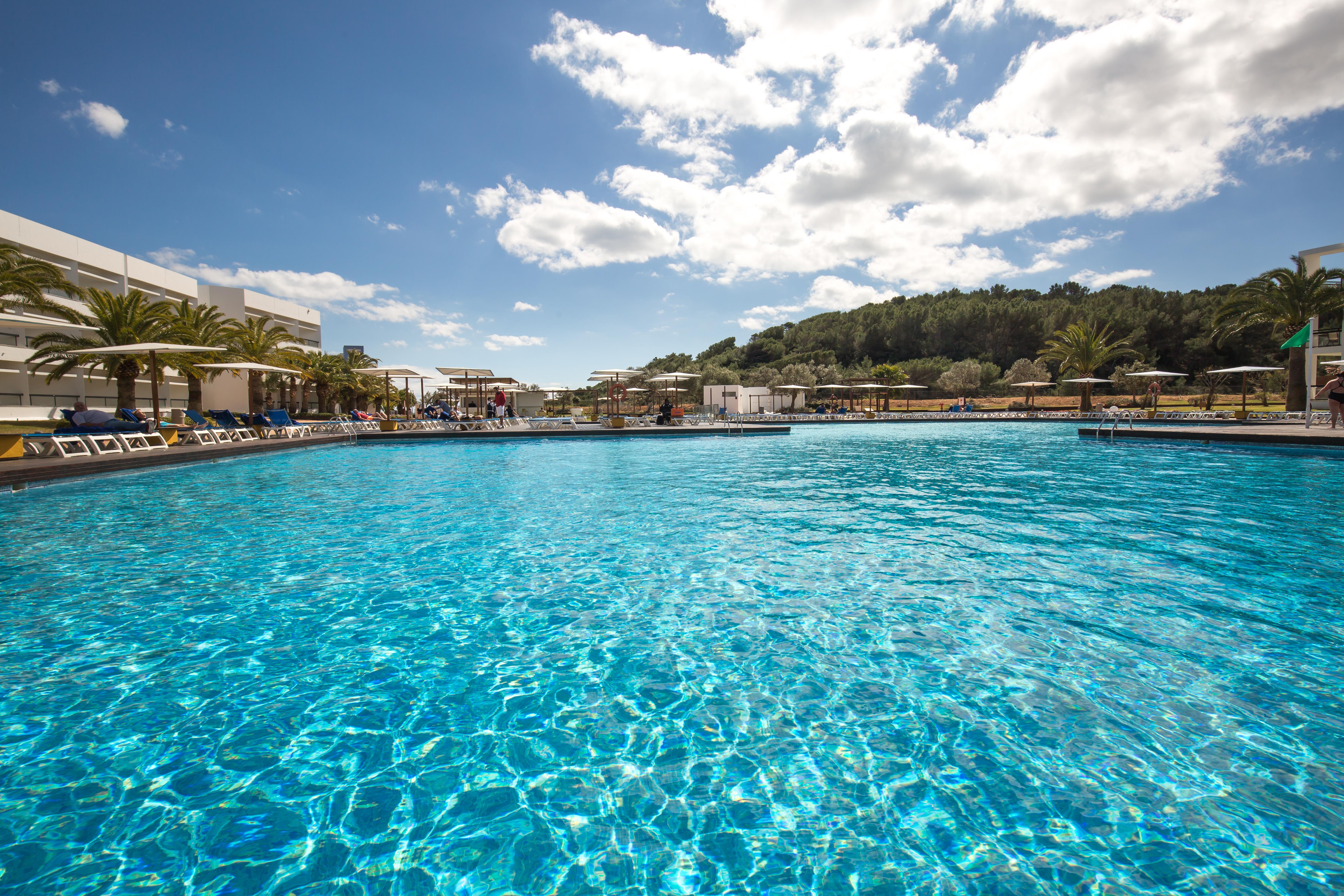 Grand Palladium Palace Ibiza Resort&Spa- All Inclusive Playa d'en Bossa Esterno foto The resort's main pool